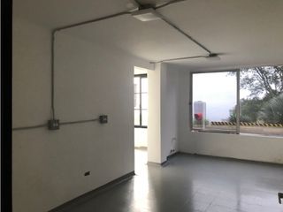 Foto 3 de OFICINA EN ARRIENDO SECTOR LOS BALSOS - POBLADO
