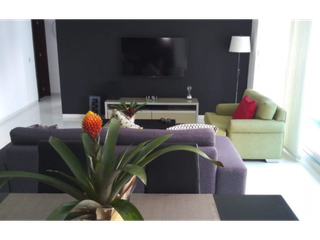 Foto 2 de Arriendo Apartamento Amoblado en Edif. Britania - Los Alpes