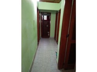Foto 3 de Casa céntrica 4 dormitorios en La Leonesa