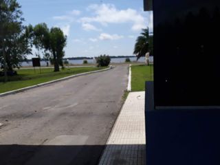 Foto 2 de Terreno en club de campo Puerto Chascomús