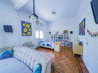Foto 5 de Casa en venta - 5 Dormitorios 4 Baños - Cochera - 600Mts2 - Caballito