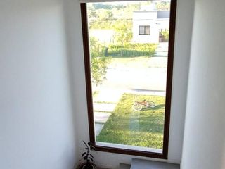 Foto 7 de Venta casa con salida al lago Naudir