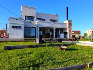 Foto 26 de Venta casa con salida al lago Naudir