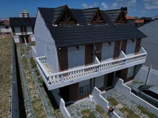 Foto 1 de Triplex en venta - 2 Dormitorios 2 Baños 1 Cochera - 80Mts2 - Mar del Tuyú
