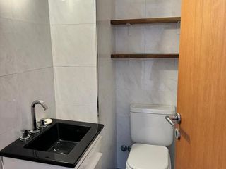 Foto 5 de SEMI PISO 3 AMB C/ COCHERA, BALCON, SUM Y PARRILLA - AV. SAN JUAN Y JOSE MARMOL