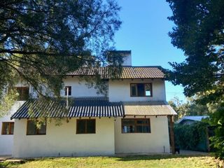 Foto 5 de Casa en venta - 5 Dormitorios 3 Baños 5 Cocheras - 760Mts2 - San Carlos de Bariloche