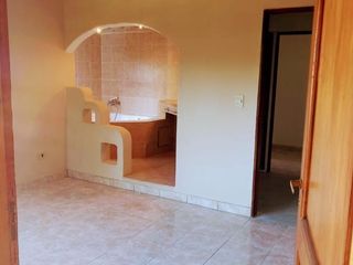 Foto 3 de Casa en venta - 5 Dormitorios 3 Baños 5 Cocheras - 760Mts2 - San Carlos de Bariloche