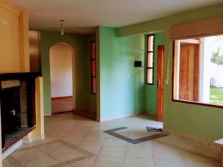 Foto 8 de Casa en venta - 5 Dormitorios 3 Baños 5 Cocheras - 760Mts2 - San Carlos de Bariloche