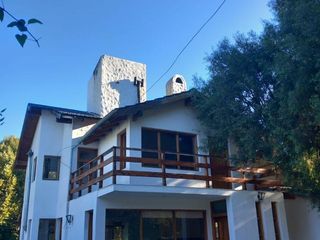 Foto 4 de Casa en venta - 5 Dormitorios 3 Baños 5 Cocheras - 760Mts2 - San Carlos de Bariloche
