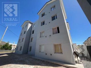 Foto 2 de Departamento alquiler Terrazas de Neuquén, 3 dormitorios y baño