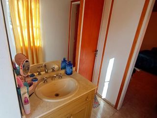 Foto 15 de Venta Casa    Depto - 5 Dormitorios - B° Inaudi