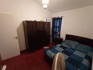 Foto 8 de Venta Casa    Depto - 5 Dormitorios - B° Inaudi