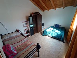 Foto 16 de Venta Casa    Depto - 5 Dormitorios - B° Inaudi