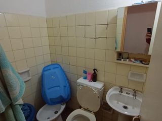 Foto 10 de Venta Casa    Depto - 5 Dormitorios - B° Inaudi