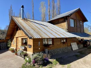 Foto 2 de Casa, Cabañas y Galpón en San Martin de los Andes