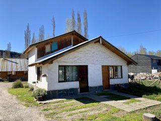 Foto 7 de Casa, Cabañas y Galpón en San Martin de los Andes