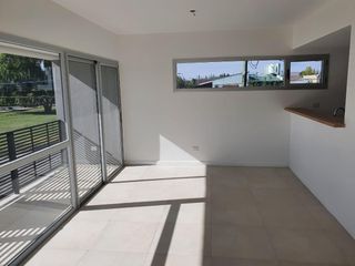 Foto 2 de VENTA Departamento 2 dormitorios - General Roca