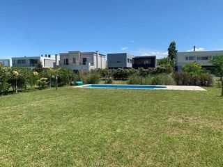Foto 2 de Casa en  Los Lagos, Nordelta