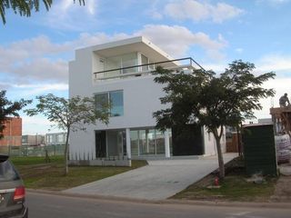Foto 25 de Casa en  Los Lagos, Nordelta