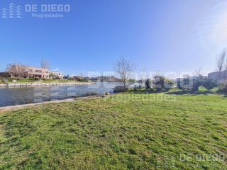 Foto 11 de Casa al agua en venta en Barrio San Marco - Villanueva Tigre