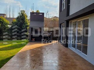 Foto 8 de Casa al agua en venta en Barrio San Marco - Villanueva Tigre
