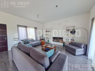 Foto 4 de Casa al agua en venta en Barrio San Marco - Villanueva Tigre