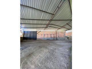Foto 12 de Apto para bodega,  Lote en Venta al sur  de la ciudad.