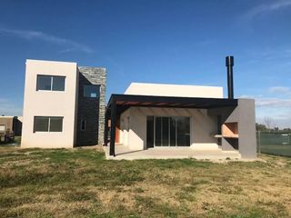 Foto 13 de CASA EN VENTA EN EL CANTON - MAROTO PROPIEDADES-