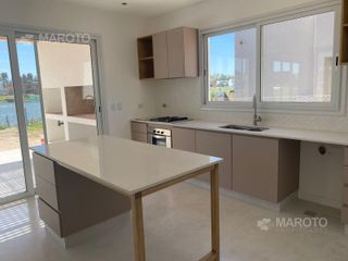 Foto 55 de CASA EN VENTA EN SANTA ANA - MAROTO PROPIEDADES