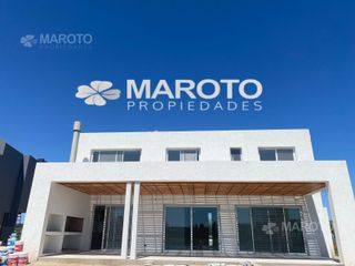 Foto 1 de CASA EN VENTA EN SANTA ANA - MAROTO PROPIEDADES