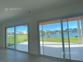 Foto 61 de CASA EN VENTA EN SANTA ANA - MAROTO PROPIEDADES