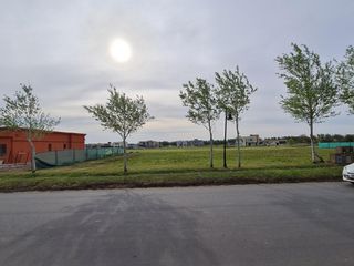 Foto 2 de Terreno en venta - 1150mts2 - Haras del Sur III - La Plata