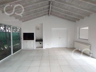 Foto 9 de VENTA CASA 8 AMBIENTES - LAS VIOLETAS - DON TORCUATO