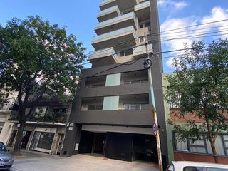 Foto 2 de Cochera en Villa Urquiza  50 m Av Triunvirato oportunidad