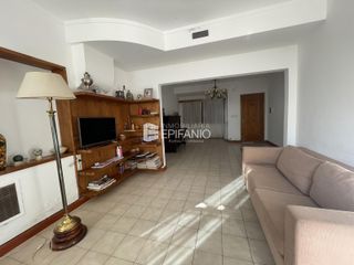 Foto 5 de Venta  - Propiedad en el Centro de 3 dormitorios - Apto Crédito - C047