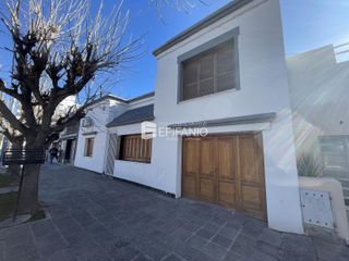 Foto 1 de Venta  - Propiedad en el Centro de 3 dormitorios - Apto Crédito - C047