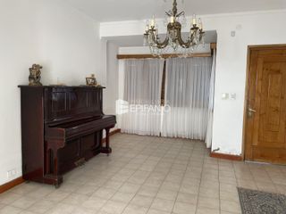 Foto 6 de Venta  - Propiedad en el Centro de 3 dormitorios - Apto Crédito - C047