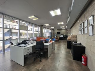 Foto 15 de Edificio de oficinas en venta - Excelente zona - Saavedra