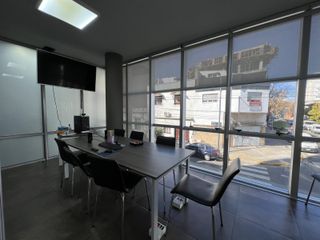 Foto 17 de Edificio de oficinas en venta - Excelente zona - Saavedra