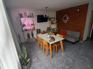 Foto 18 de Casa en Venta - 3 Dormitorios 2 Baños - 330 mts2 - Hurlingham, Buenos Aires