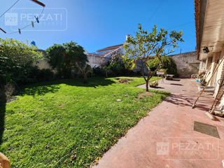 Foto 14 de Casa en  venta en Zona Santa Monica en Mar del Plata. Amplio jardin. Quincho. Garage doble