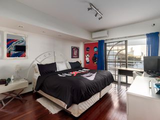 Foto 41 de CASA SOBRE LOTE PROPIO CON JARDIN, PISCINA, SOLARIUM, QUINCHO Y PARRILLA EN VILLA URQUIZA VENTA