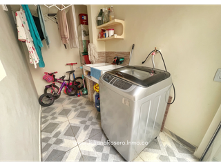 Foto 7 de VENDO CASA REMODELADA EN PONTEVEDRA