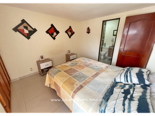 Foto 13 de VENDO CASA REMODELADA EN PONTEVEDRA