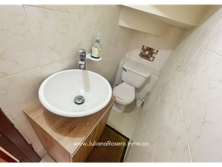 Foto 8 de VENDO CASA REMODELADA EN PONTEVEDRA