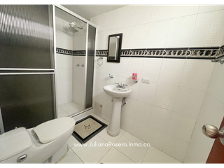 Foto 18 de VENDO CASA REMODELADA EN PONTEVEDRA