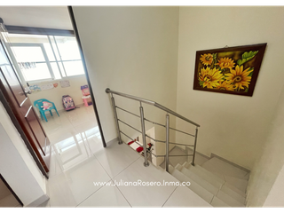 Foto 10 de VENDO CASA REMODELADA EN PONTEVEDRA