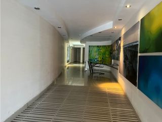Foto 2 de VENTA- AMPLIO MONOAMBIENTE- CENTRO