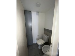 Foto 13 de VENTA- AMPLIO MONOAMBIENTE- CENTRO