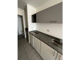 Foto 11 de VENTA- AMPLIO MONOAMBIENTE- CENTRO
